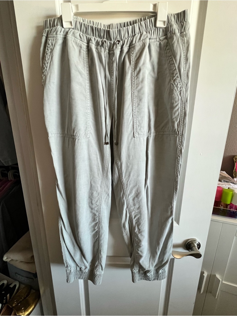 Zara Light Gray / Green Woman’s  Drawstring Joggers